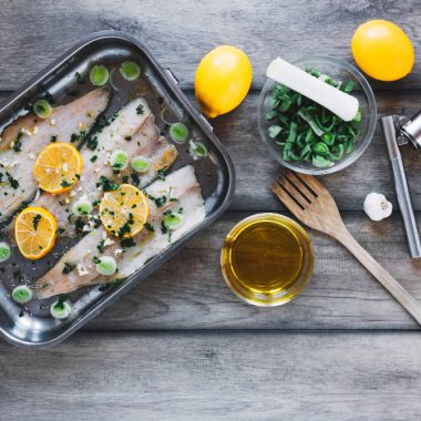 Ce tip de capace se potrivesc cel mai bine cu caserole de aluminiu pentru livrare?